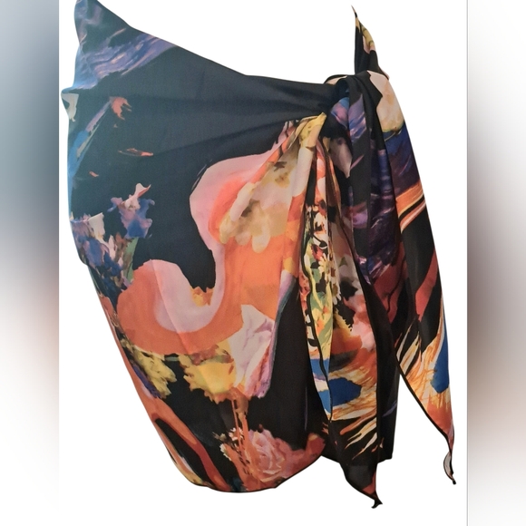 La Palapa Black Floral Abstract Tie-Side Swim Sarong with Multicolor Print - Picture 3 of 7